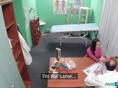 Leie, Blasen, Betrug, Fingern, Krankenschwester, Büro, Pov, Muschi
