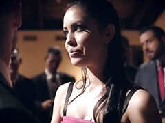 Sucer une bite, Brunette brune, Hard, Humiliation, Fille latino, Fête, Chatte, Pute