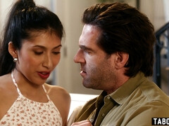 18 jahre, Blasen, Tochter, Hardcore, Latina, Lecken, Taboo, Jungendliche (18+)