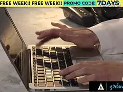 Большие сиськи, Доктор, Пальцем, Лесбиянка, Милф, Реалити, Жесткий секс, Сосущие