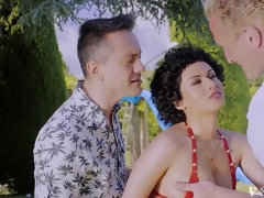 Culo, Culo grande, Mamada, Polla, Sexo duro, Hd, Madres para coger, Al aire libre