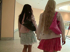 Anaal, Eerste keer, Duits, Zoenen, Lesbisch, Buiten, Openbaar, Speelgoed