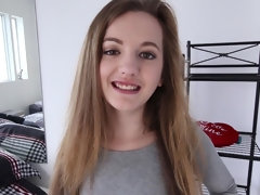 Gros cul, Sucer une bite, Éjaculation interne, En levrette, Hd, Seins naturels, Soeurs, Adolescente