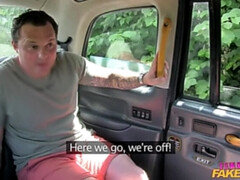 Grosse titten, Blasen, Auto, Hundestellung, Frau, Handjob, Muschi, Titten