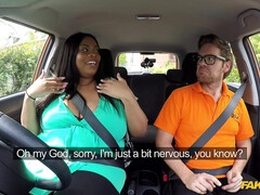 Noire, Sucer une bite, Plantureuse, Voiture, Faciale, Branlette thaïlandaise, De plein air, Nénés