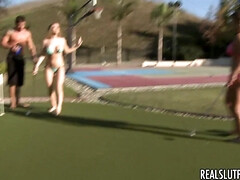 アメリカ人, 美女, デカ尻, 大学生, グループ, ハードコア, オージー, アウトドア