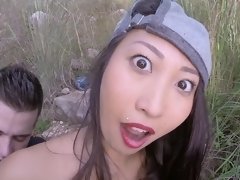 In den arsch, Asiatisch, Grosser arsch, Blasen, Braunhaarige, Spermaladung, Aufs gesicht abspritzen, Handjob