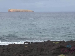 Strand, Braunhaarige, Sperma im mund, Zierlich, Rasiert, Dürr, Titten, Spanner