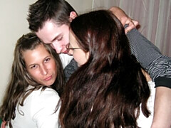 Спальня, Большая жопа, Большой член, Большие сиськи, Минет, Собачьи, Две девушки, Тощие