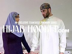 アメリカ人, ベビーシッター, ブロンド, フェラチオ, 手コキする, 叫ぶ, ティーン, 妻