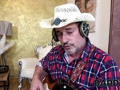 18 jahre, Grosse titten, Blasen, Besamung, Spermaladung, Handjob, Selbstgemacht, Latina