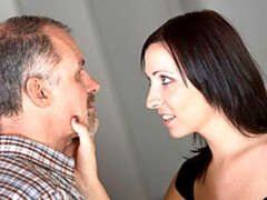 Blasen, Braunhaarige, Hundestellung, Handjob, Milf, Schuhe, Rock, Entkleiden