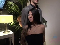 Amateur, Brunette brune, Doigter, Masturbation, Orgasme, Pov, Chatte, Nénés