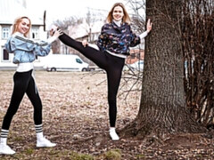 Grosse titten, Lecken, Lingerie, Masturbation, Dürr, Entkleiden, Jungendliche (18+), Titten