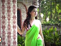 Aziatisch, Fetisj, Indisch, Ondergoed, Rijpe lesbienne, Nylonstof