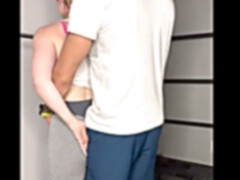 Couple, Gym, Masturbation, Maigrichonne