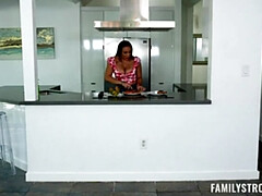 Большие сиськи, Брюнетки, Хд