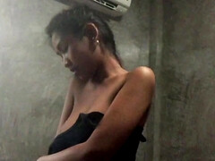 18 ans, Amateur, Gros seins, Brunette brune, Plantureuse, Éjaculation interne, Massage, Thaïlandaise