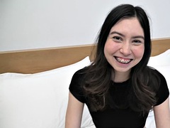 Enthousiasteling, Grote lul, Pijpbeurt, Bruinharig, Gezichtspunt, Zuigen, Tiener, Tieten likken