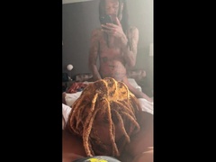 Noir ébène, Européenne, Faciale, Le plan cul à quatre, Fait maison, Fille latino, Mère que j'aimerais baiser, Plan cul à trois