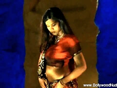 Хд, Индианки, Милф, Мамочка, Обнаженные, Голышом, Стриптиз, Дразнящие