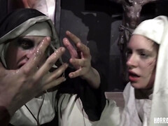 Bizarr, Braunhaarige, Faustfick, Hardcore, Hd, Nonne, Taboo, Jungendliche (18+)