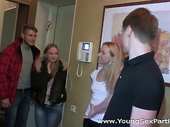 Geile alte tussi, Paar, Gruppe, Hd, Orgie, Party, Russisch, Jungendliche (18+)