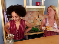 素人, お尻, ブロンド, 茶髪の, 異人種間, オーガズム, 三人, オッパイの