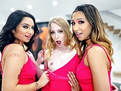 Большой член, Минет, Собачьи, Вчетвером, Натуральные сиськи, Оргии, Молоденькие, Сиськи