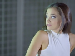 Минет, Брюнетки, Секс без цензуры, Каблуки, Лизание, Крошечные, Пухлые соски, Стриптиз