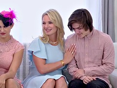 Pijpbeurt, Mollig, Groep, Ondergoed, Moeder die ik wil neuken, Orgie, Geschoren, Stiefmoeder