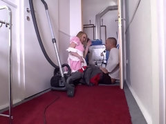 Negro, Checa, Pajear, Hotel, Mucama, Masturbación, Pequeña, Chupando