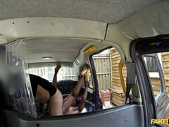 Amateur, Sucer une bite, Voiture, Faciale, Doigter, De plein air, Pov, Chatte