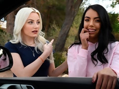 Pijpbeurt, Bruinharig, Hondjeshouding, Vingeren, Handbeurt, Interraciaal, Mager, Tiener