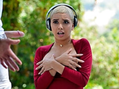Tetas grandes, Negro, Rubia, Mamada, Peludo, Madres para coger, Perforación, Cabello corto