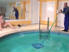 Blasen, Hundestellung, Grossvater, Hardcore, Pool, Jungendliche (18+)