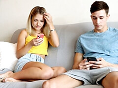 Grosser schwanz, Blondine, Blasen, Hundestellung, Kurzes haar, Dürr, Jungendliche (18+), Titten