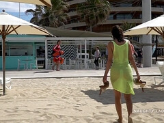 Gros seins, Fétiche, Exhib, De plein air, Public, Chatte, Solo, Nénés