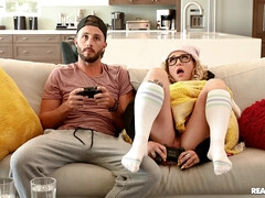 ブロンド, 衣服着たままセックス, ディルド, オマンコ, 靴下, おもらし, おもちゃ