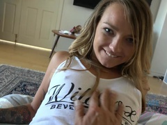 Amateur, Sucer une bite, Branlette thaïlandaise, Petite amie, Branlette thaïlandaise, Pov, Fumer, Nénés