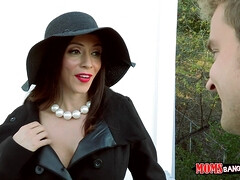 Blasen, Hardcore, Latina, Milf, Mutti, Muschi, Weibliche ejakulation, Tätowierung