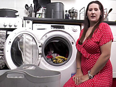 Ванна, Британки, Семья, Женщины, Хд, Зрелые, Мачеха, Сосущие