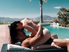 Mamada, Morena, Corridas, Sexo duro, Interracial, Tetas naturales, Al aire libre, Coño