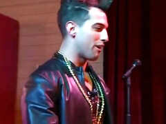 Beauté, Gros cul, Gros seins, Classique, Tir de sperme, Mère que j'aimerais baiser, Mamelons, Nénés