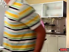 Постарше, Милф, Мамочка, Мачеха, Молоденькие, Втроем