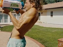 Grote lul, Grote mammen, Hardcore, Buiten, Tieten likken, Onderwater