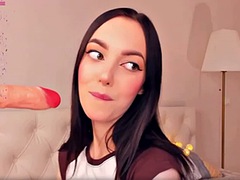 Grote lul, Seksspeelgoed, Flashing, Moeder die ik wil neuken, Zuigen, Tiener, Tieten likken, Speelgoed