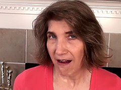 Arsch, Braunhaarige, Oma, Masturbation, Reif, Mutti, Muschi