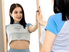 18 ans, Amateur, Cul, Brunette brune, Doigter, Masturbation, Maigrichonne, Adolescente