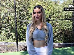 Nana, Blonde, Sucer une bite, Collège université, Hd, Pov, Public, Gicler